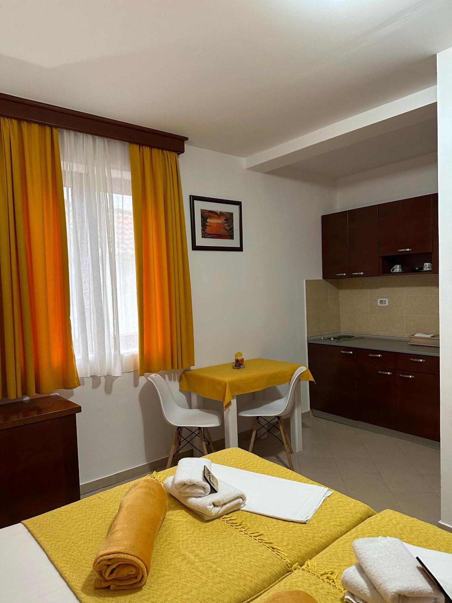 Apartments Krapina Lux 布德瓦 外观 照片